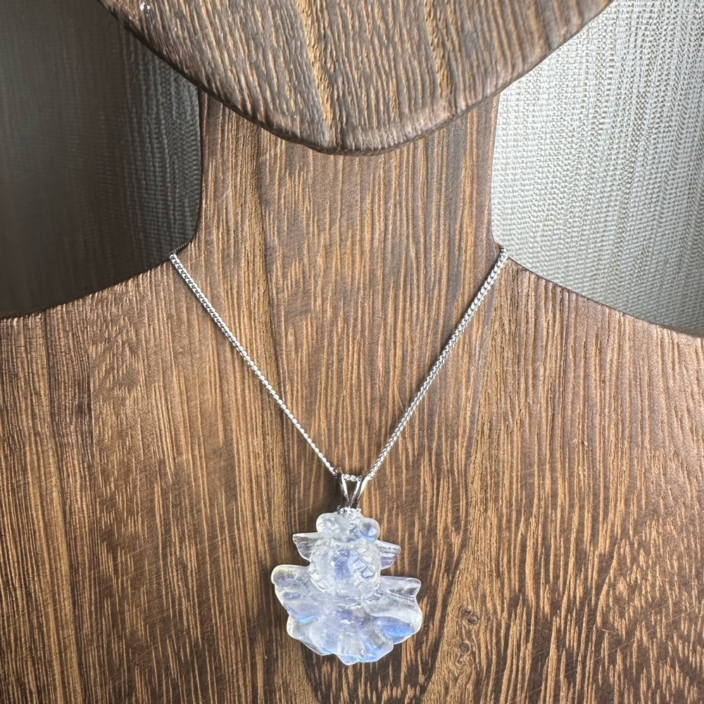 Blue Flash Moonstone Goldfish Pendant Necklace on Sterling Silver Box Chain - Picture 12 of 15